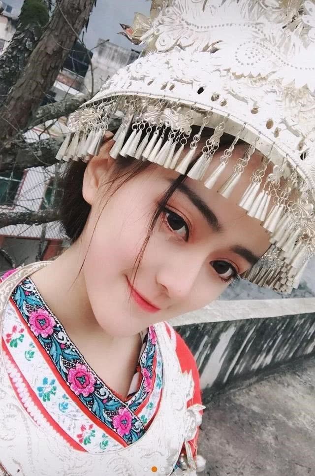 苗族姑娘貌美如花,汉族人怎样才能把她们娶回家?网友