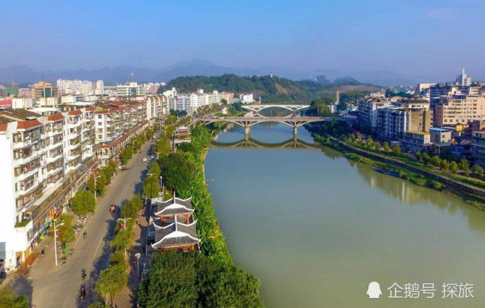 龙岩汕头gdp_龙岩学院(3)