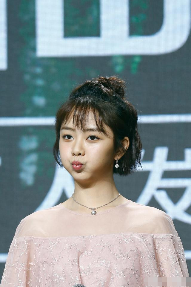 丸子头过时了!2020正火的短发"苹果头",谭松韵,马思纯