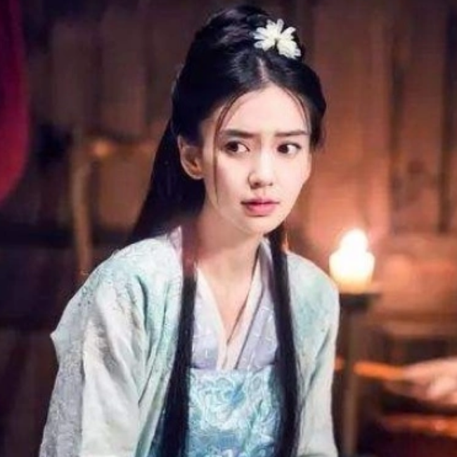 有人说杨颖混血不适合古风,看到她一人能演七仙女后