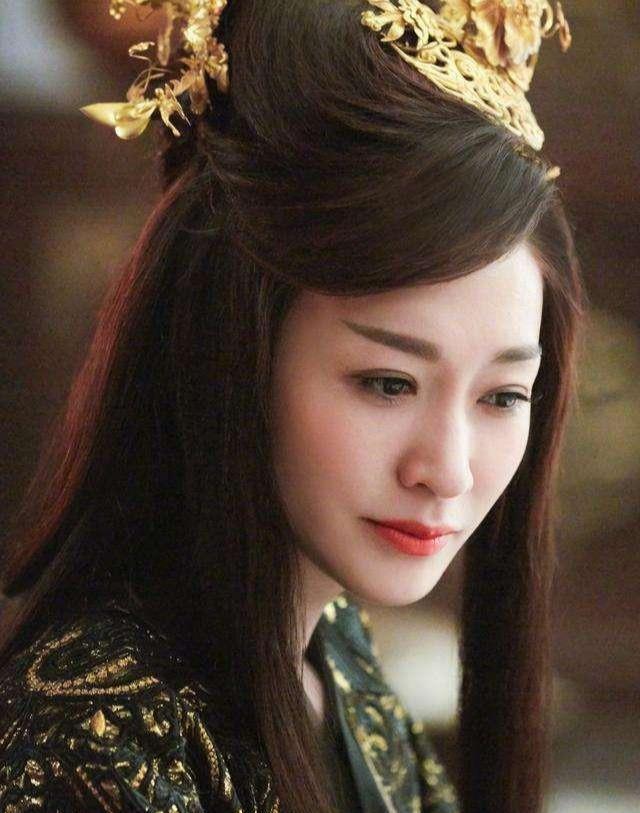 43岁李小冉美爆《庆余年》,被冤枉10年小三,如今翻身