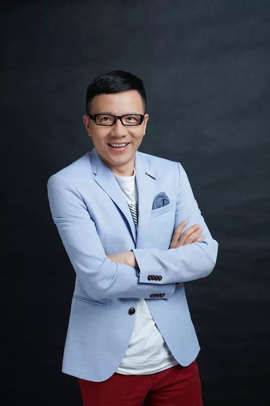 老吴, 大刚,张影,宦文, 卢涵,潘霄雅,甜甜 南京广电9位明星主持人