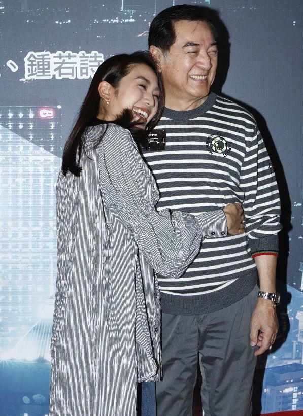 秦沛女儿姜丽文出席《踩过界ii》开镜,谈旧爱郑俊弘婚