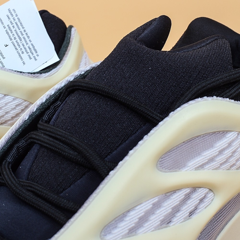 侃爷最新力作yeezyboost380开箱测评