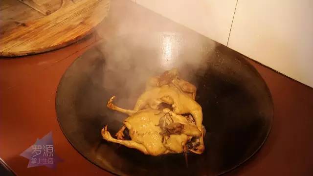 舌尖上的罗源盐香满溢的冬日记忆唇齿留香的盐焗鸡