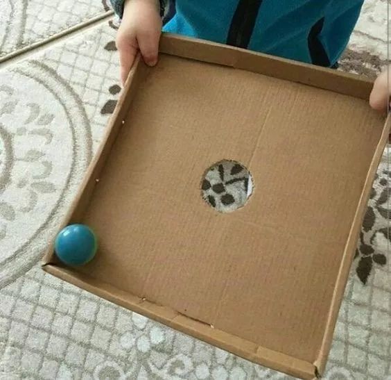 我们找了30个超好玩的室内小游戏宅在家的孩子都爱极了