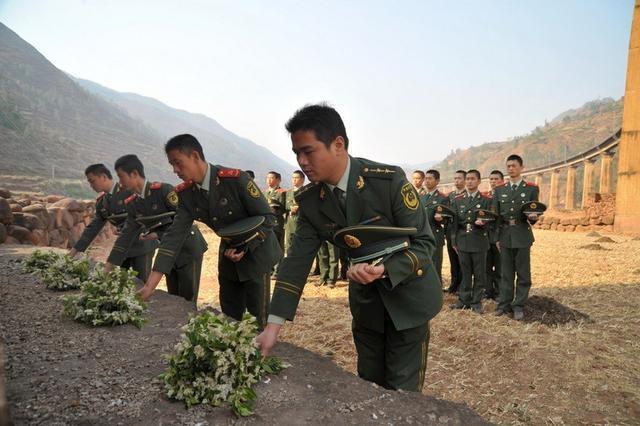 48年前成昆线修建时,一名士兵被融进水泥桥墩,后来结果怎么样?