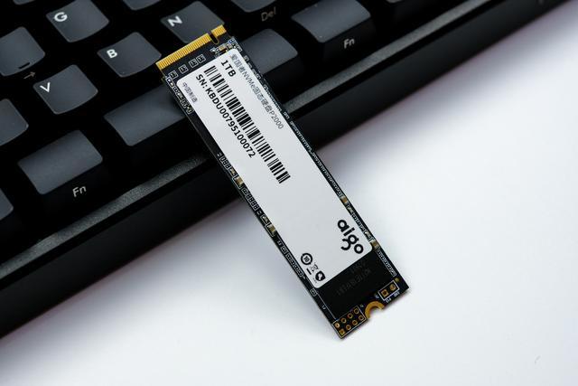 低价不低质的nvme ssd:爱国者p2000 nvme固态硬盘