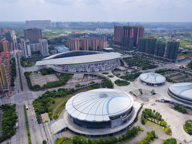 航拍广西钦州市新城区实景