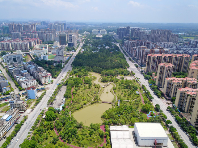 航拍广西钦州市新城区实景