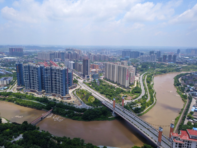 航拍广西钦州市新城区实景