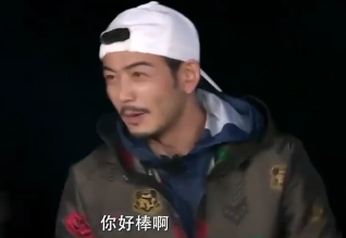 杨烁回应"诈尸式育儿"理念,网友感叹:做星二代也不容易!