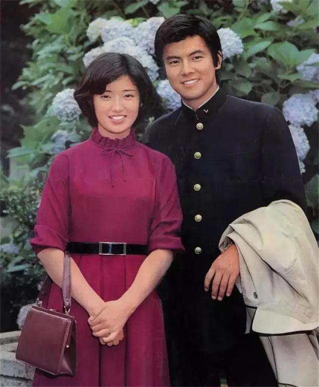 杂志《周刊文春》,发布了"最喜欢的夫妻排行榜",结婚39年的山口百惠和