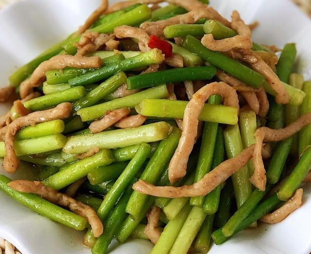 分享10道素菜小炒,简单好做易消化,过年端上桌比大鱼大肉受欢迎