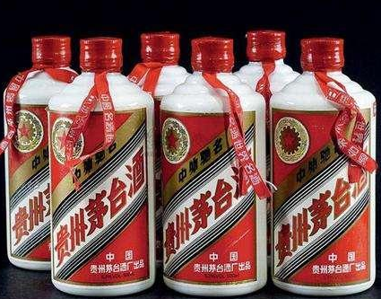 茅台酒上为啥要绑一条红丝带?到底有什么用?看完恍然