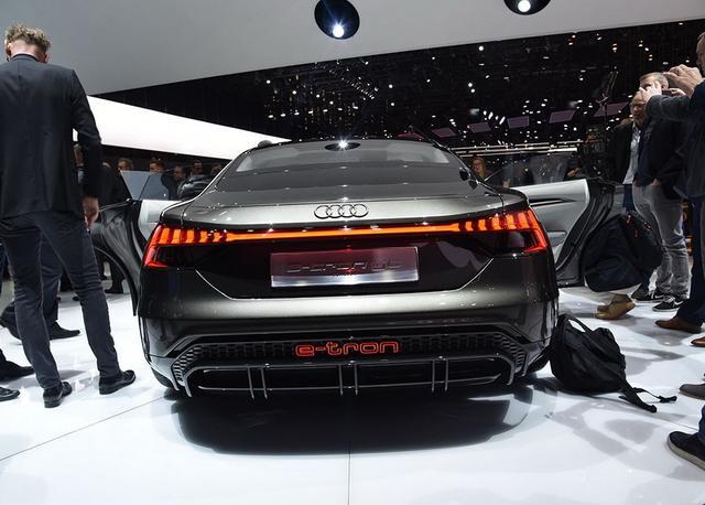 多款个性限量跑车/宝马7系大鼻孔？