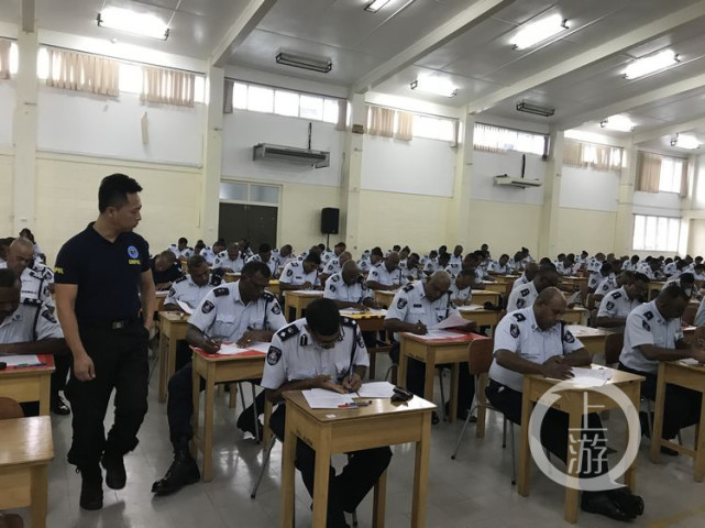 他是重庆第一位赴联合国总部任职的中国警察