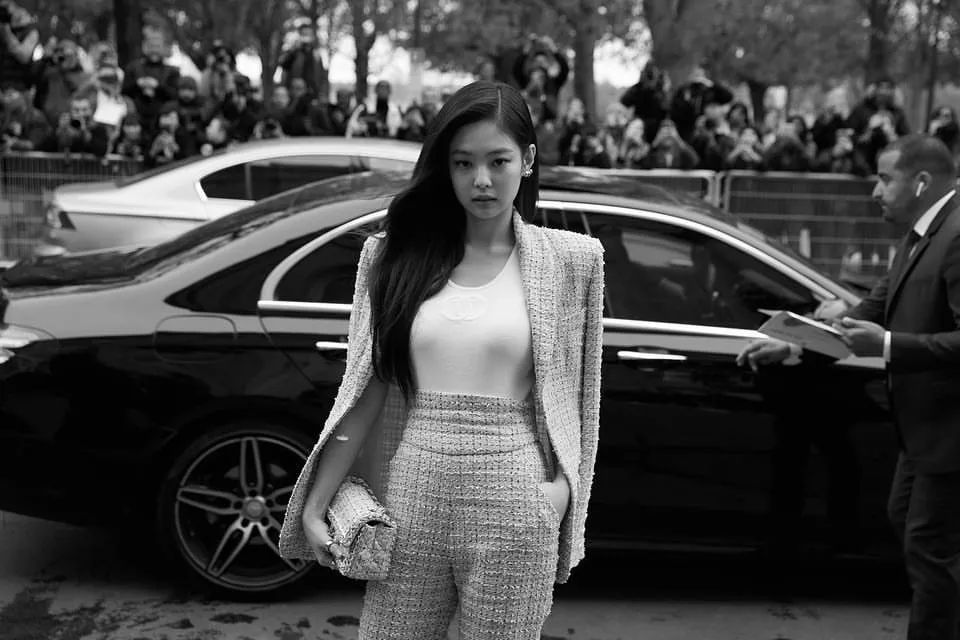 除了lisa你应该了解一下猫系女友:jennie