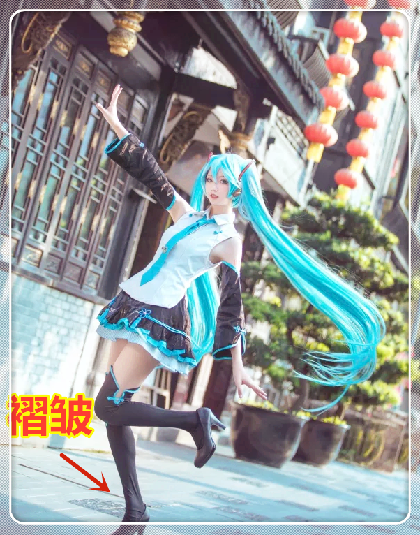 小姐姐cos初音未来,竟把无痕袜穿出4道褶皱,这腿让人酸了