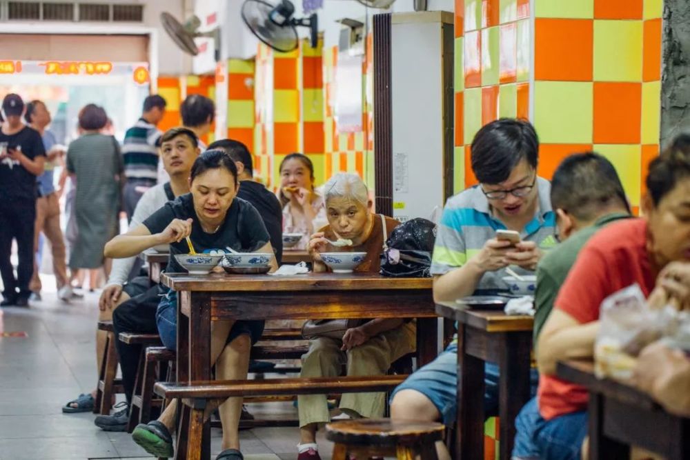 千万别跟甘肃人吃饭