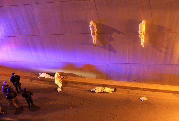 墨西哥女毒枭中弹身亡,其所属团伙无恶不作,曾将尸体公然挂街头