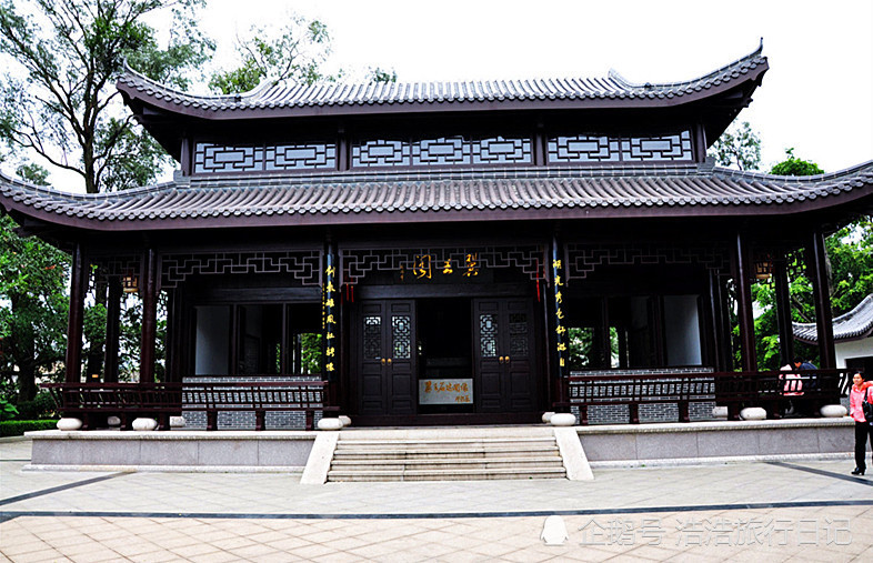 贵港东湖公园翼王阁