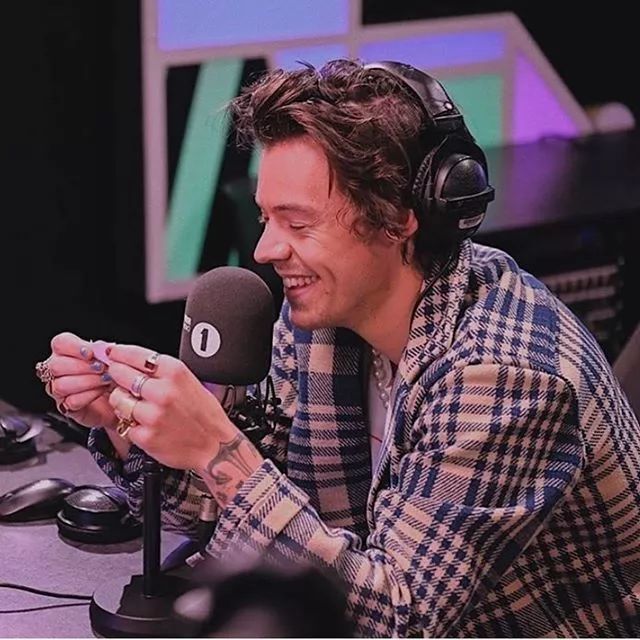 harry styles头像,harrystyles头像 harry styles,周震南,引领的男士美甲风,确定过年不想