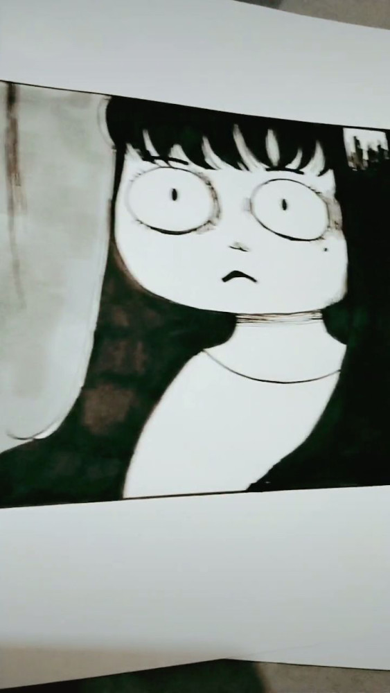 美术生画富江,开局以为是一团毛线,结局:是个王者