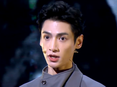 肖战罗云熙王凯和张若昀合体同框帅炸了但更抢眼的还是罗云熙的身高