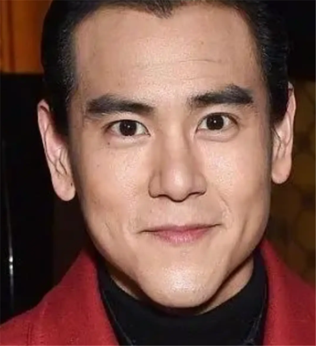 彭于晏近照太显老下巴尖到能戳人网友国民老公变国民老公公