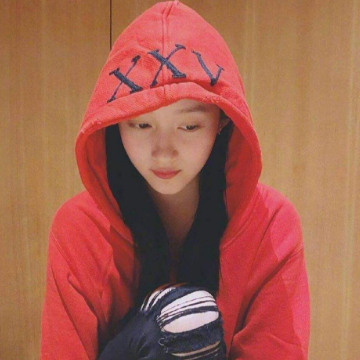 关晓彤鹿晗换情侣头像,用同款滤镜隔空撒狗粮,果然是天生一对