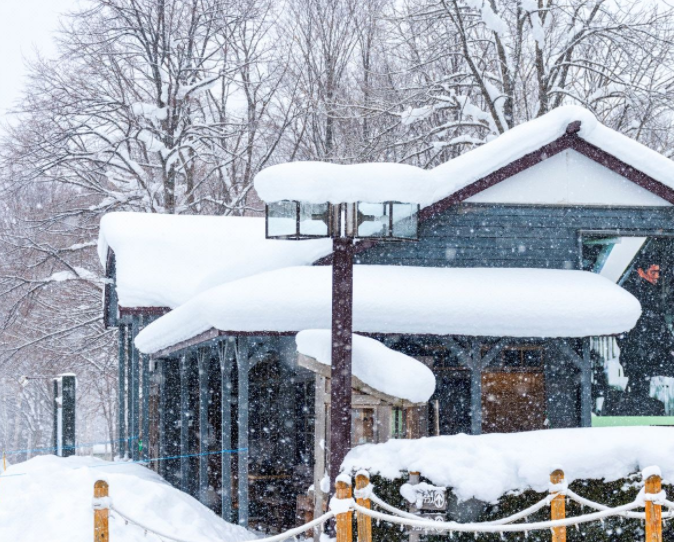 日本北海道雪景,治愈冬季的寒冷,感受电影的温度