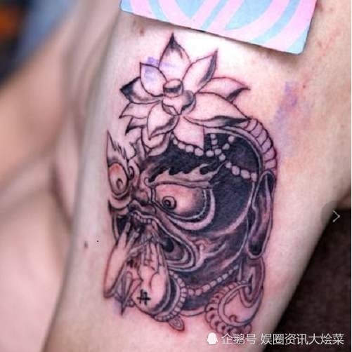 明星纹身:陈坤的般若,张歆艺的刺符,都败给了他的"马头观音"