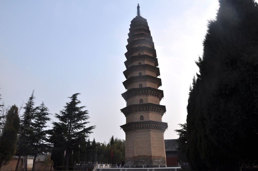 重现塔寺晨钟盛景的芮城寿圣寺砖塔历经千年奇特称绝