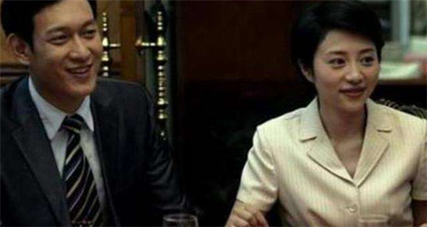 父母爱情:王海洋娶江亚菲婚礼简单被诟病,其实不怪王海洋!