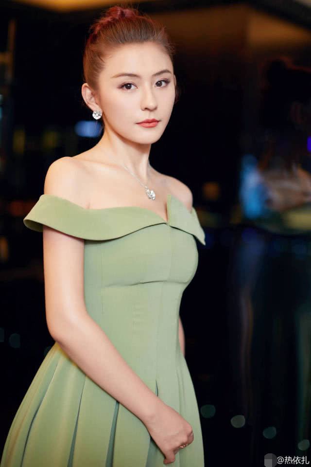 黑粉再提抑郁症事件,热依扎回怼:恶心人的玩意