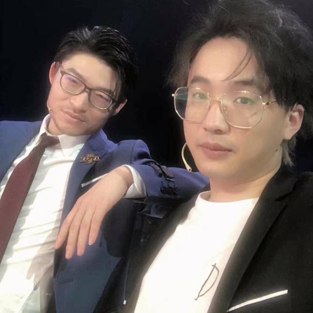 ag超玩会新教练dgc实力如何?寒夜回复引众多点赞