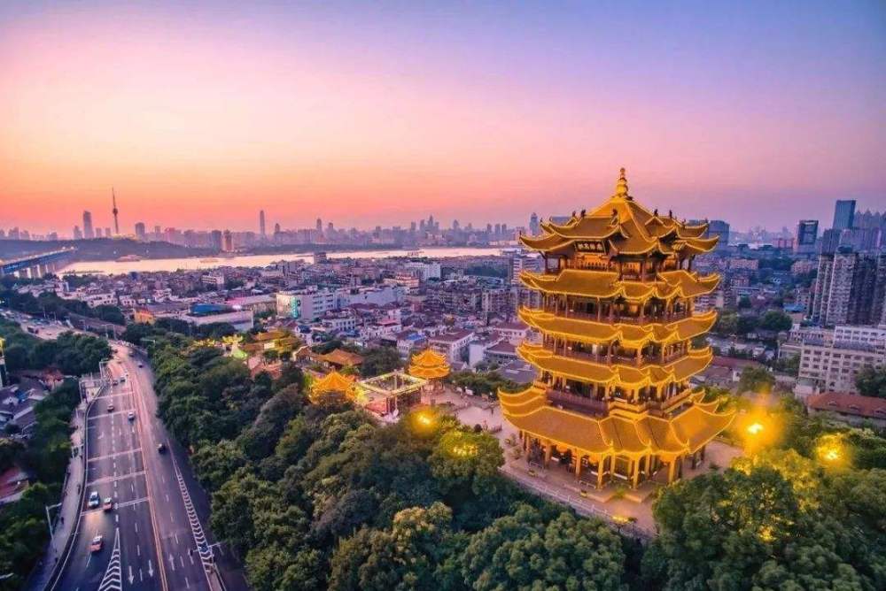 2021年全国经济总量_2019年全国存款总量图(3)