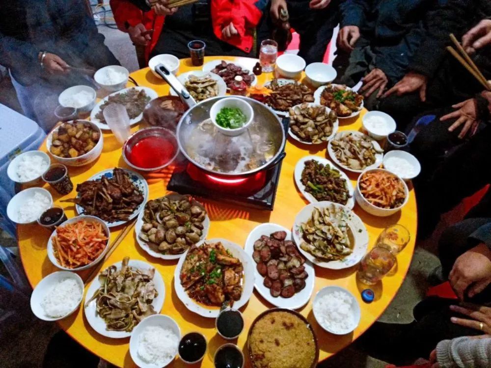 暖暖年夜饭,浓浓新年味