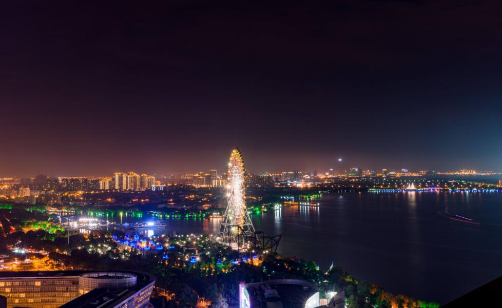 2020年江浙沪经济总量_2020-2021跨年图片