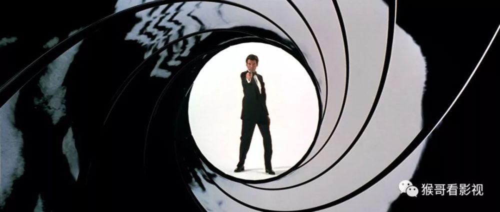 007系列回顾之《黄金眼》
