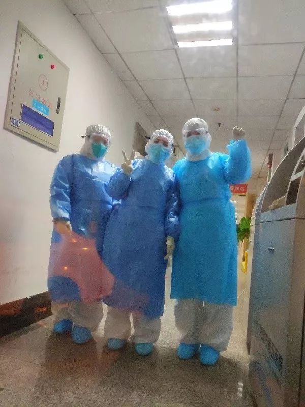 钟南山发话前，这位医生向附近学校发出疫情