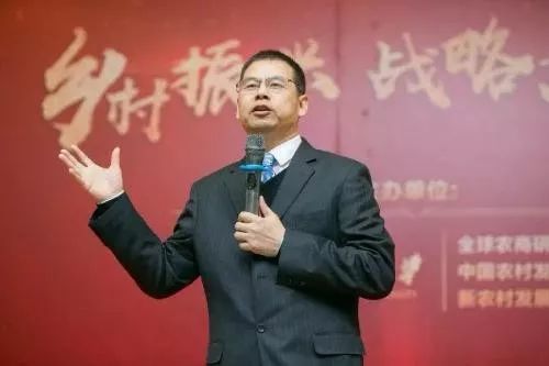 疯狂董事长_董事长办公室图片