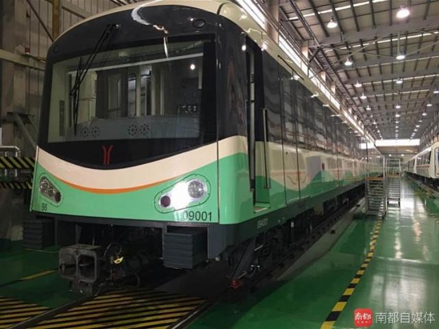 广州地铁九号线列车原来是这样的!年底有望开