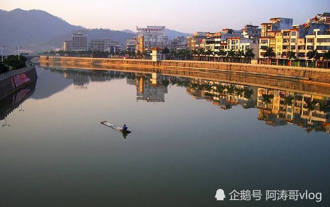 广西岑溪人口_广西岑溪十大名坟图片