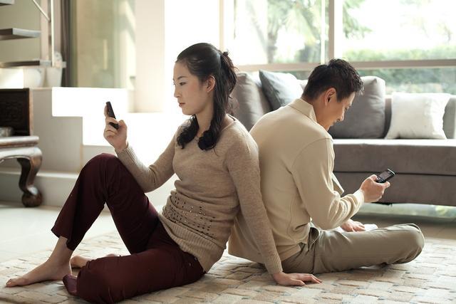 疫情隔离20天,夫妻冷战15天,这样下去我们得"离婚"了