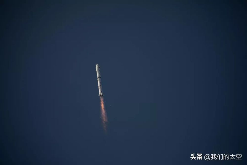 这是长征系列运载火箭的第 325次航天飞行.