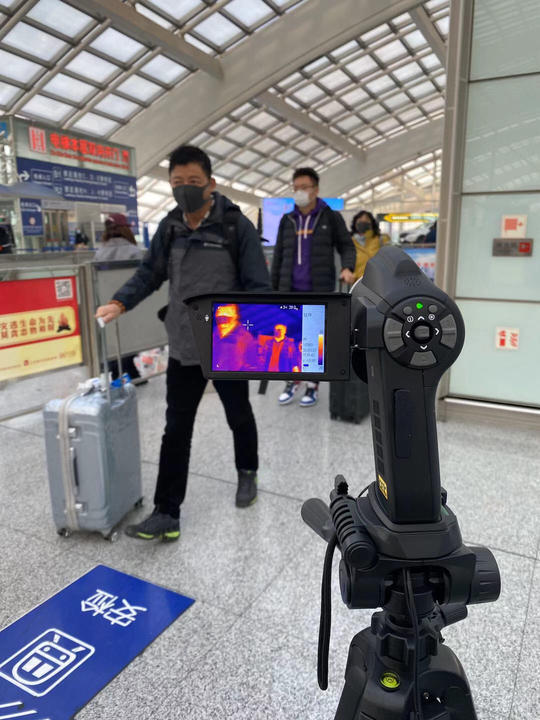 首都机场49台测温设备上岗 来京乘客先测体温