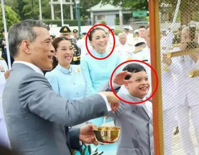 43岁西拉米离宫,坚持拍最后一套亲子照,提帮功请铭记母亲的美!