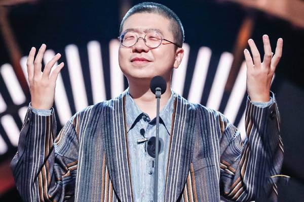 李诞"人间不值得":看似不努力的人,其实比谁都努力,别